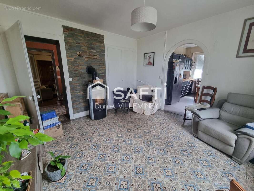 Photo 5 - Maison à SAINT-LOUP-SUR-SEMOUSE