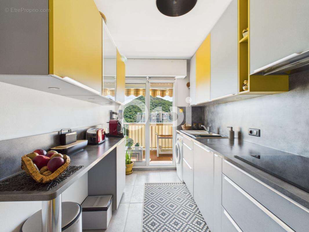 Appartement à MANDELIEU-LA-NAPOULE