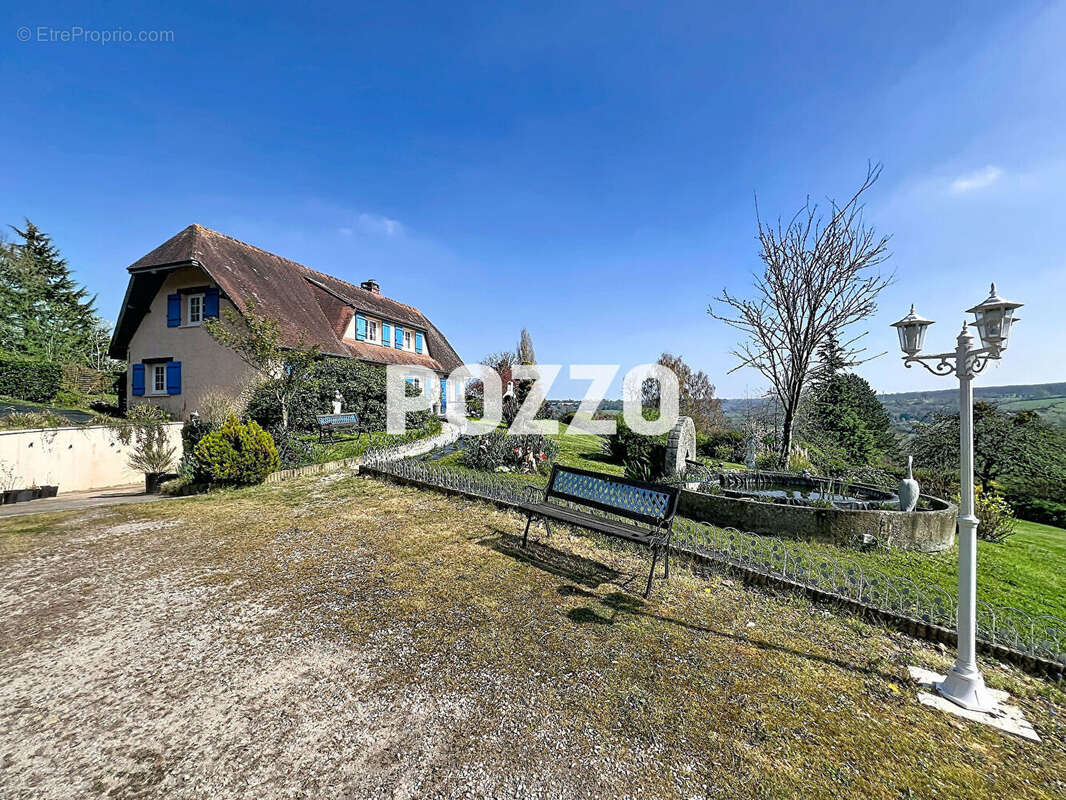 Maison à CAMBREMER