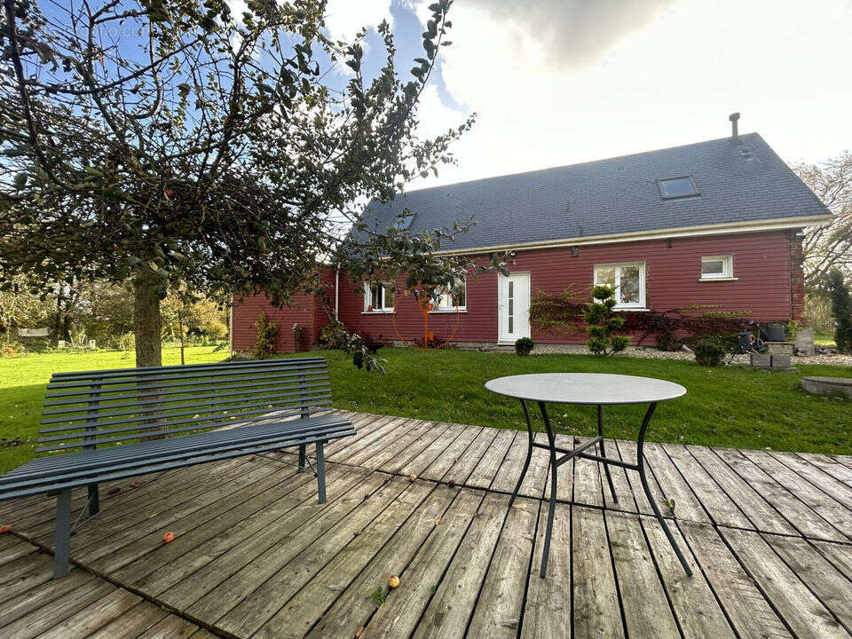Maison à VALMONT