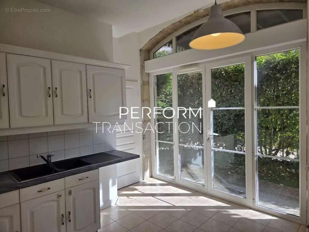 Appartement à POISAT