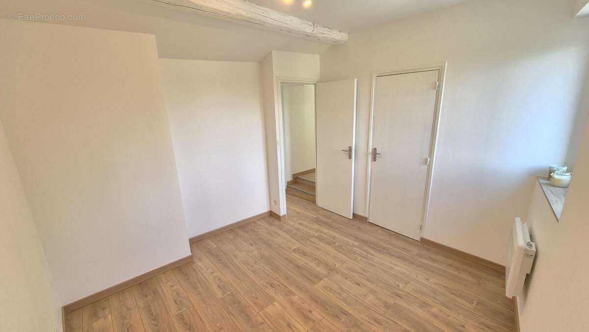 Appartement à CHARLY