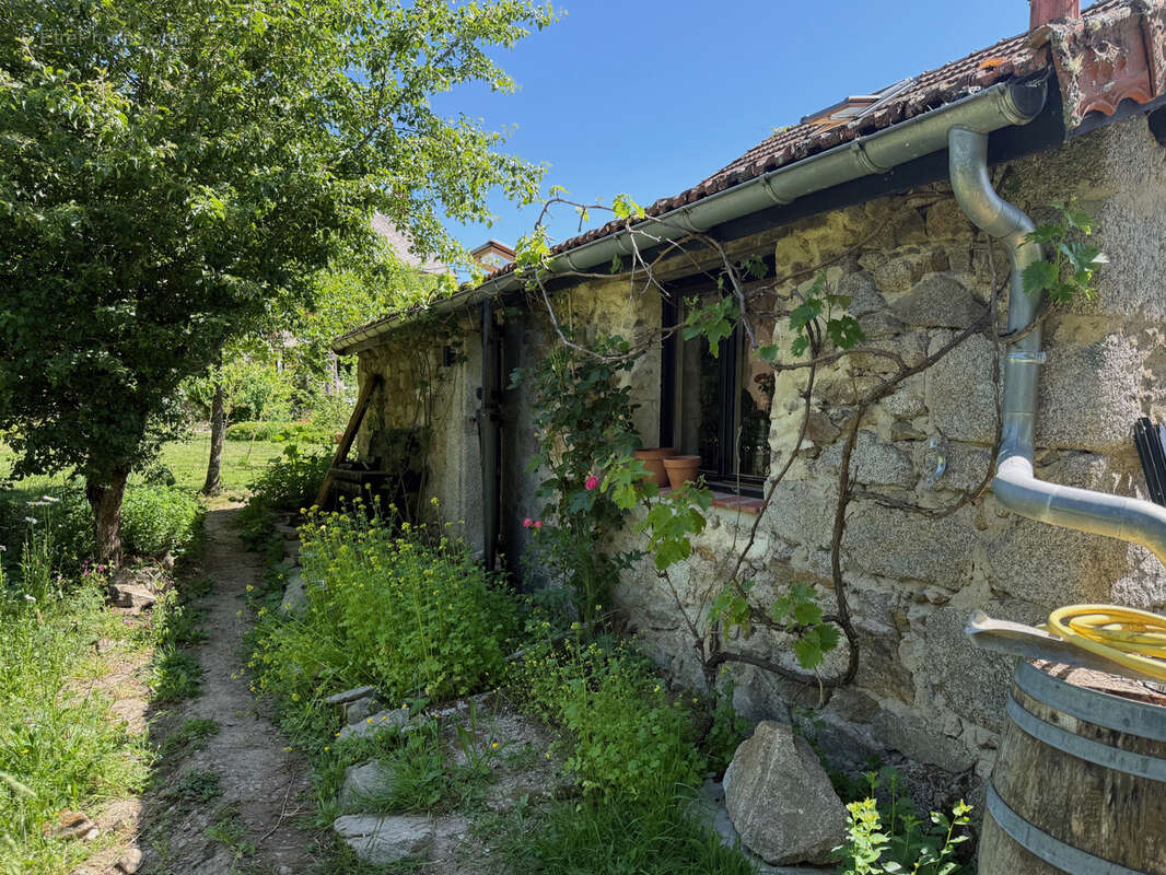 Maison à CHARENSAT