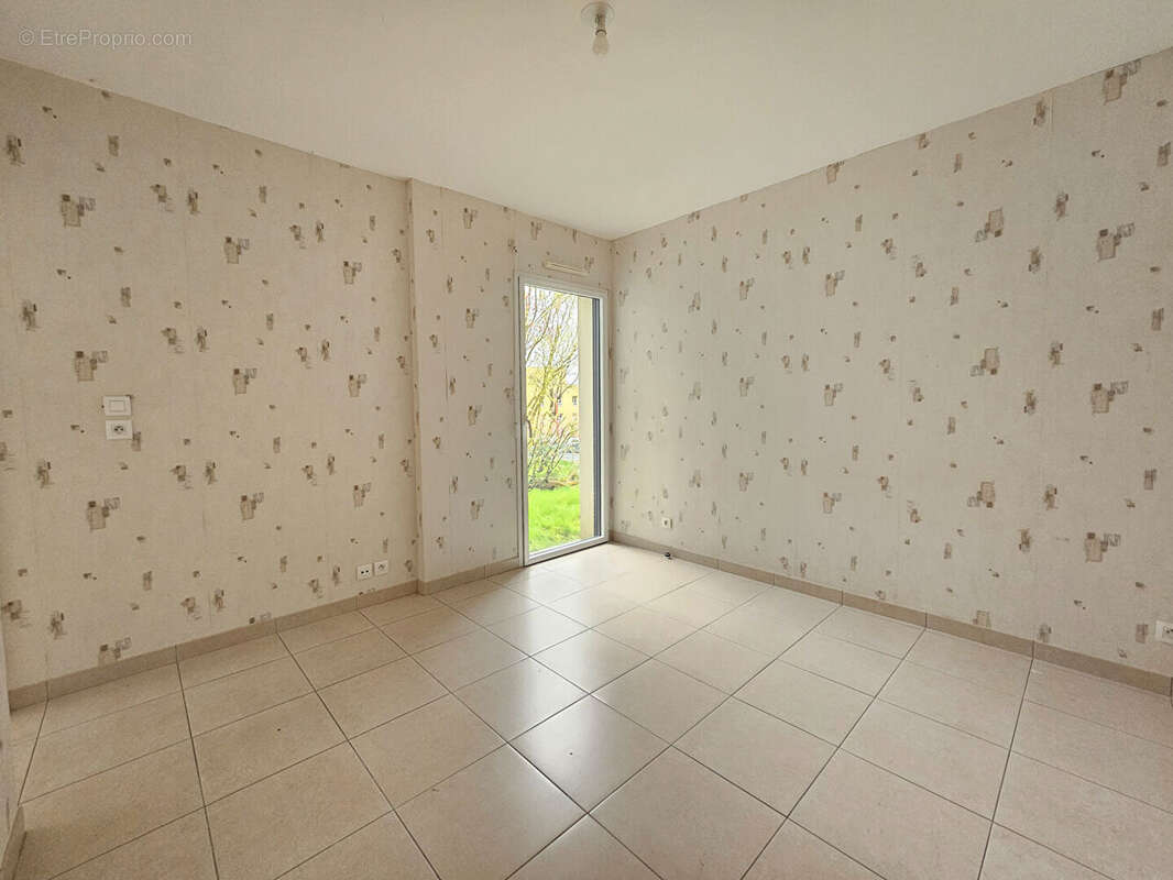 Maison 4 chambres  111 m²  Gévezé - photo 10