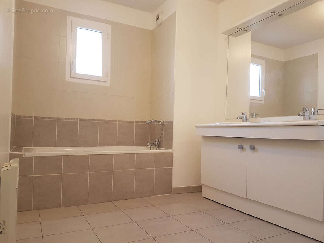 Appartement à MARSEILLE-10E