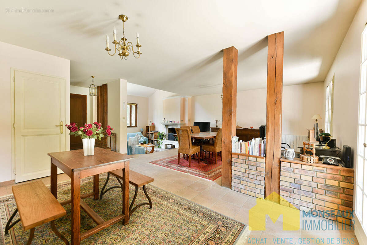 Maison à VILLEMOISSON-SUR-ORGE