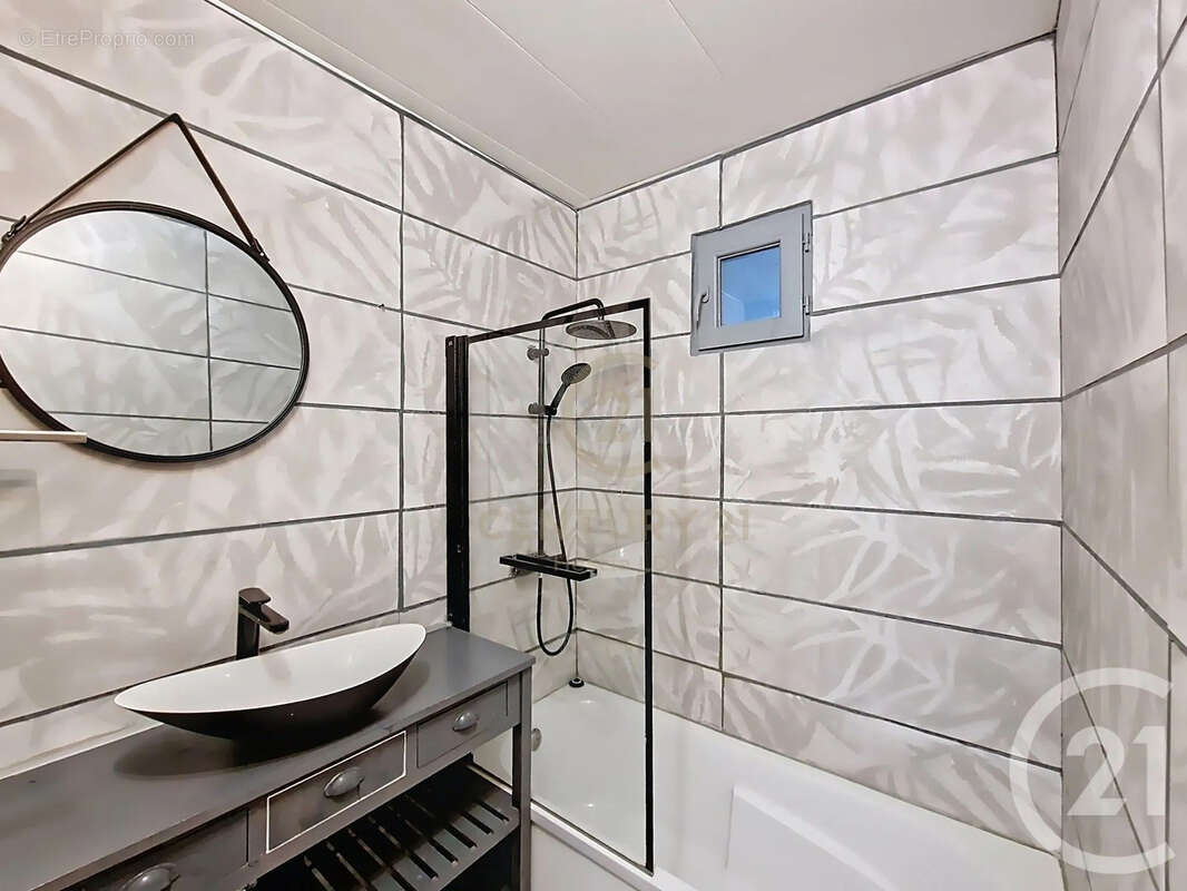 Appartement à LYON-8E
