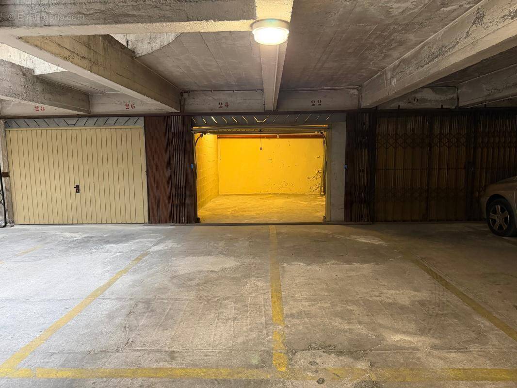 Parking à NICE