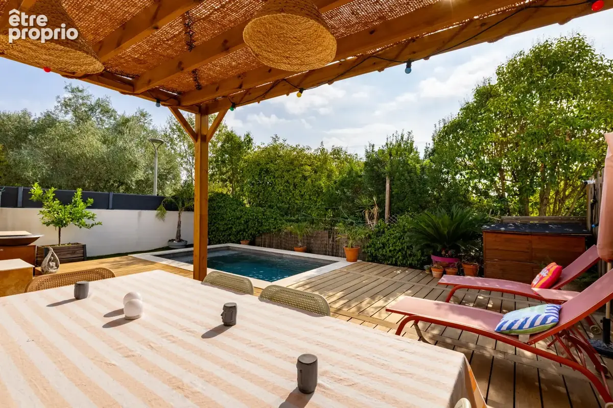 Vendargues- En exclusivité- Belle maison de type T5 de 105 m2 sur 213 M2 - photo 3