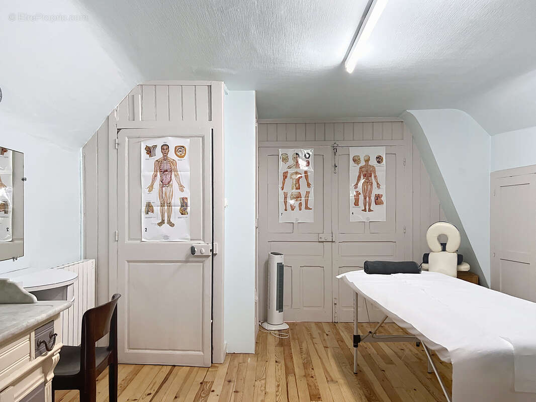 Maison à VILLEDIEU-LES-POELES