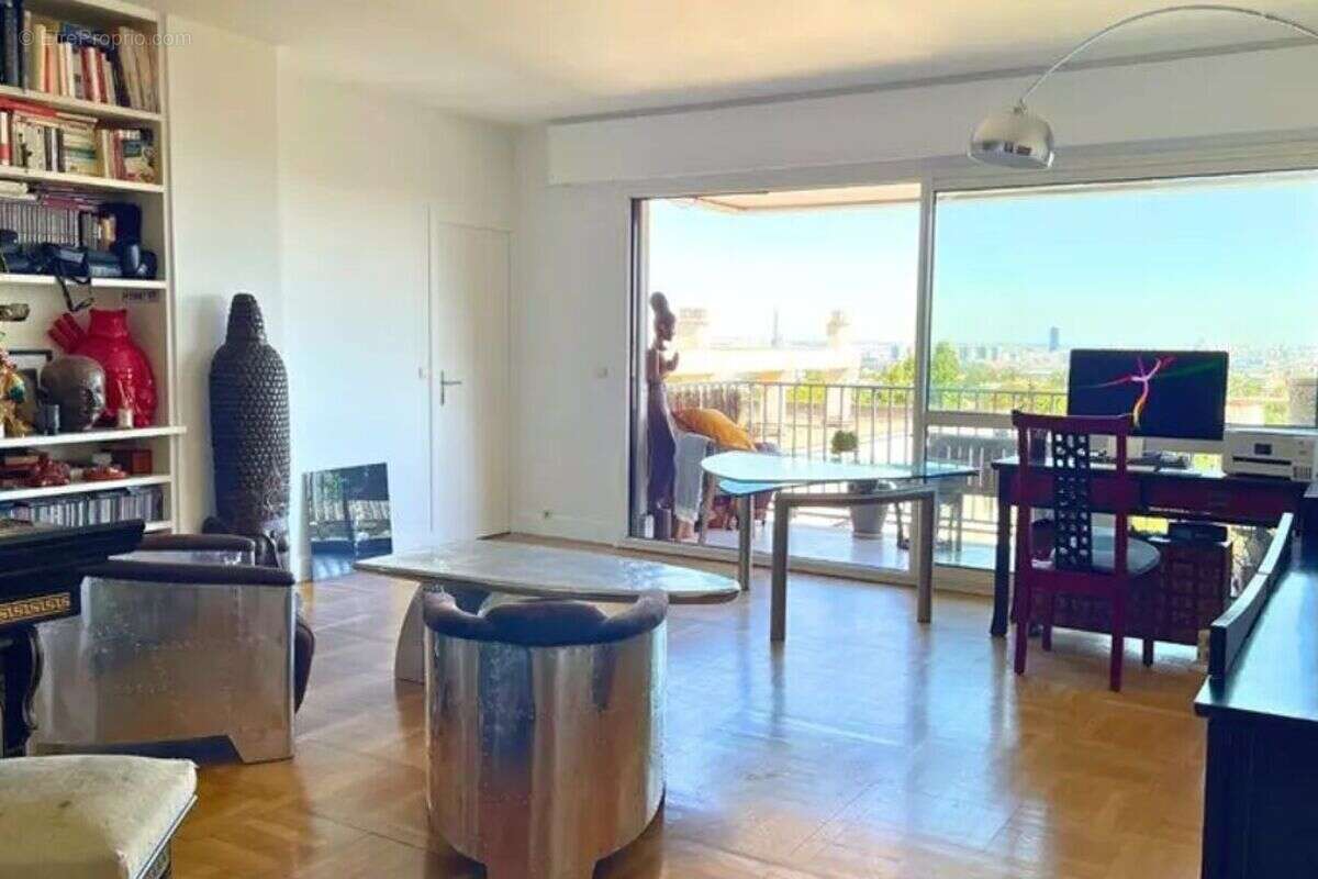 Appartement à GARCHES