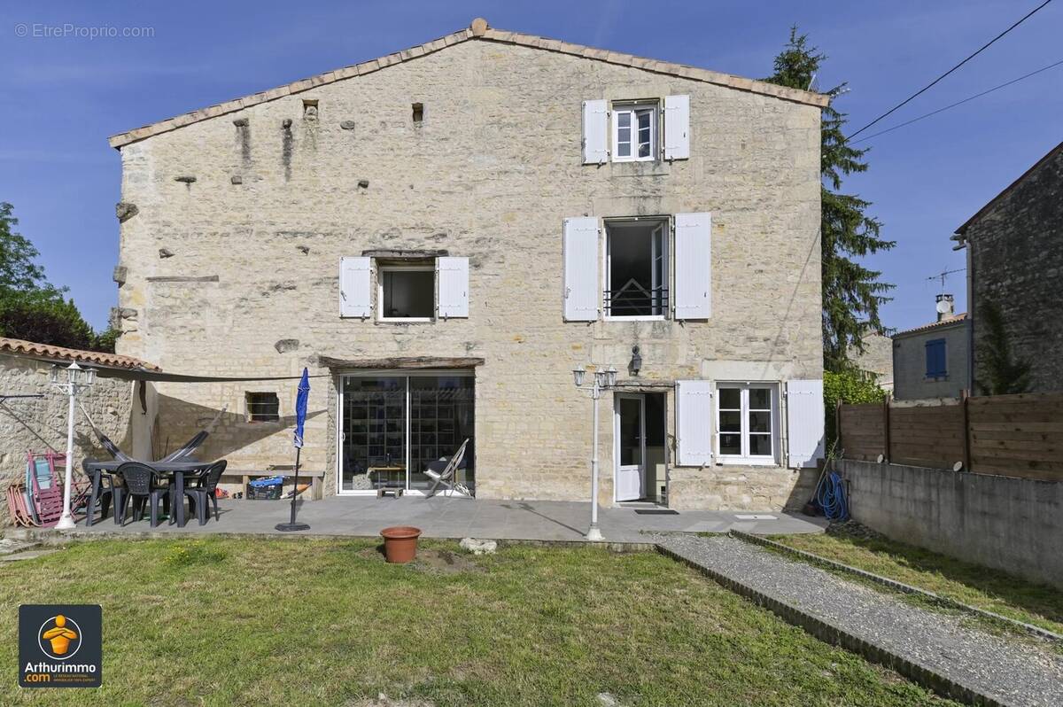 Maison à VALLANS