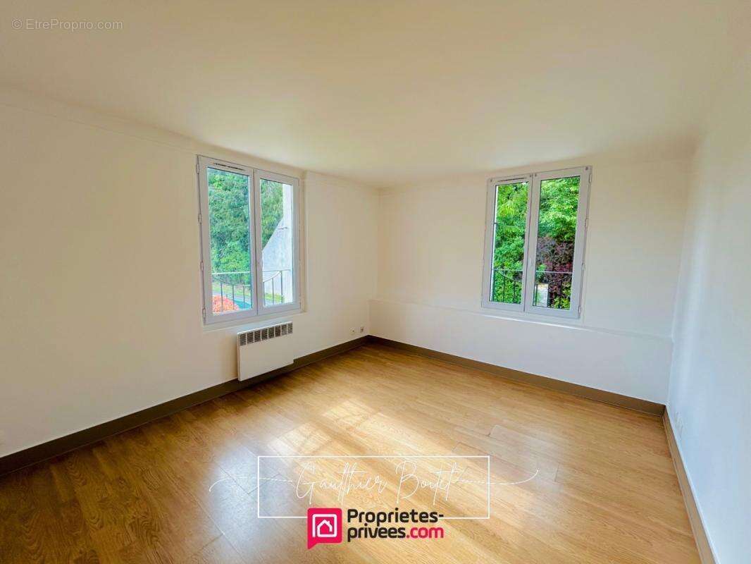 Maison à ROZAY-EN-BRIE