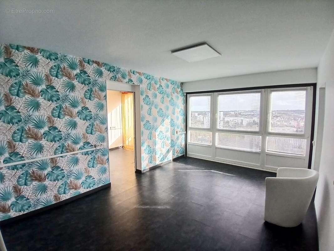 Appartement à LAVAL
