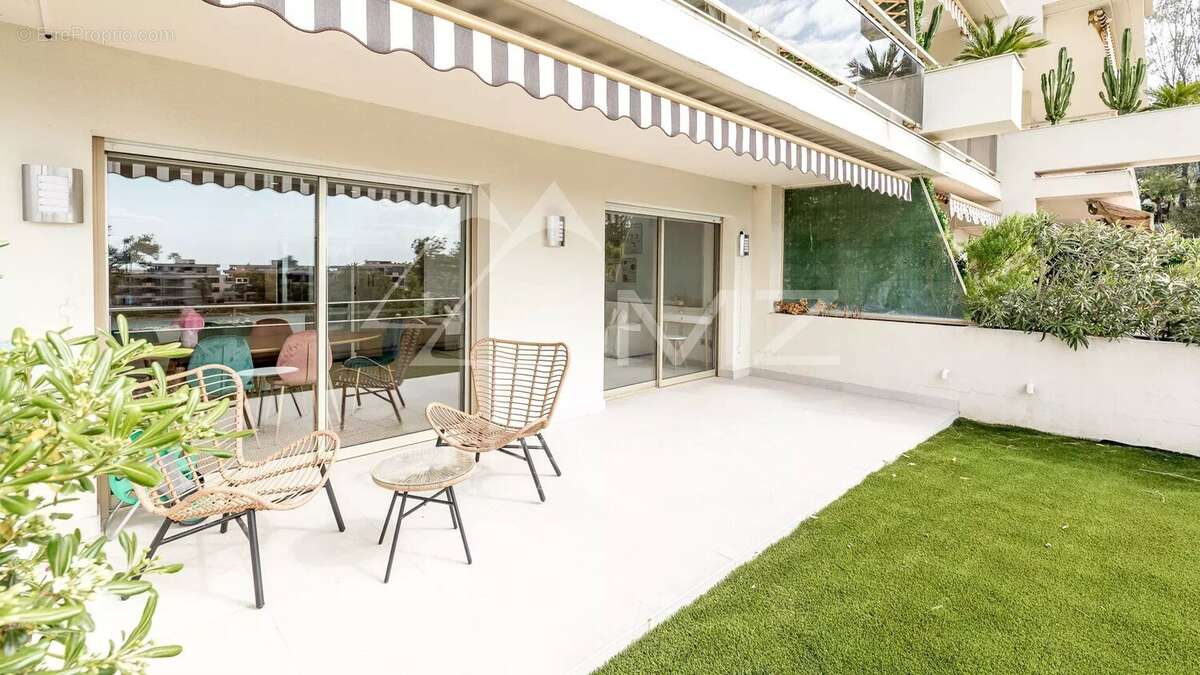 Appartement à CANNES