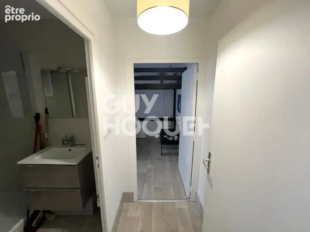 Appartement Clermont Ferrand 1 pièce 21 m2 - Stationnement - Cave - photo 4