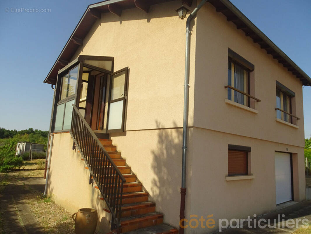 Maison à LIGNIERES