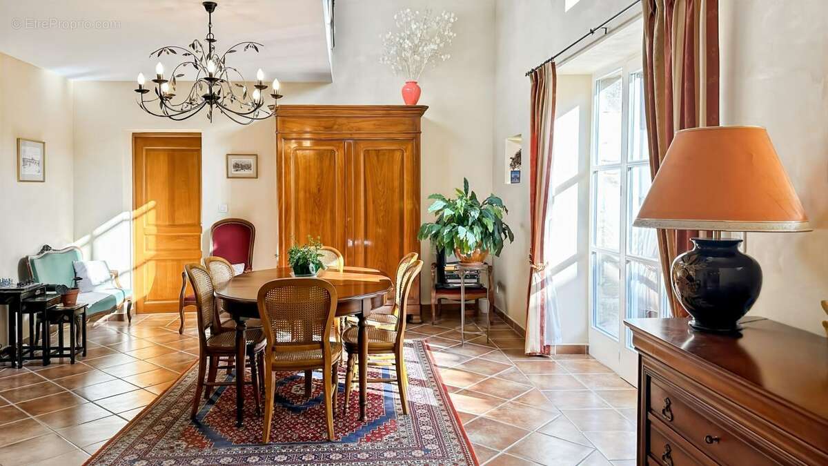 Maison à EURRE