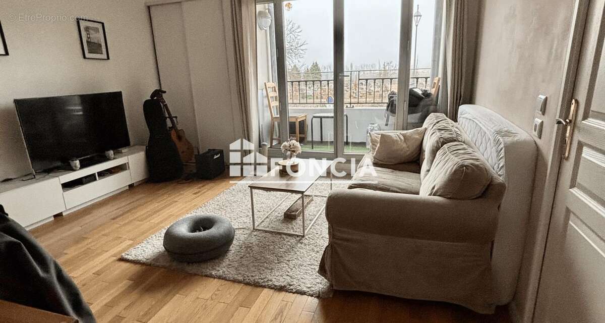 Appartement à CHENNEVIERES-SUR-MARNE