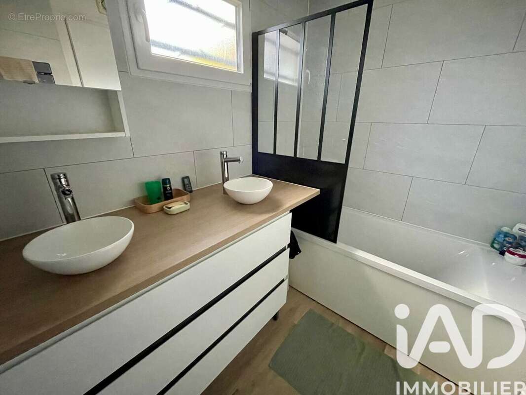 Photo 5 - Maison à LE GRAND-QUEVILLY