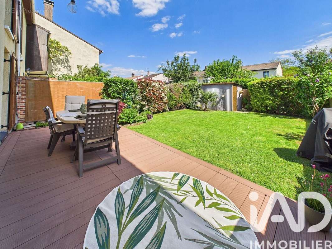 Photo 2 - Maison à COMBS-LA-VILLE