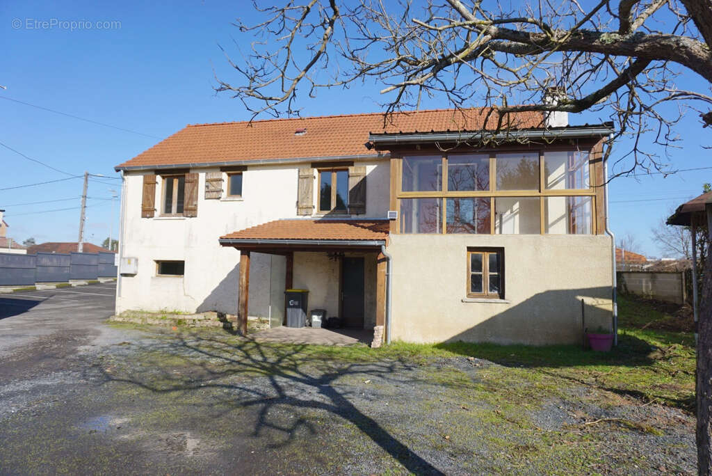 Maison à PARAY-LE-MONIAL