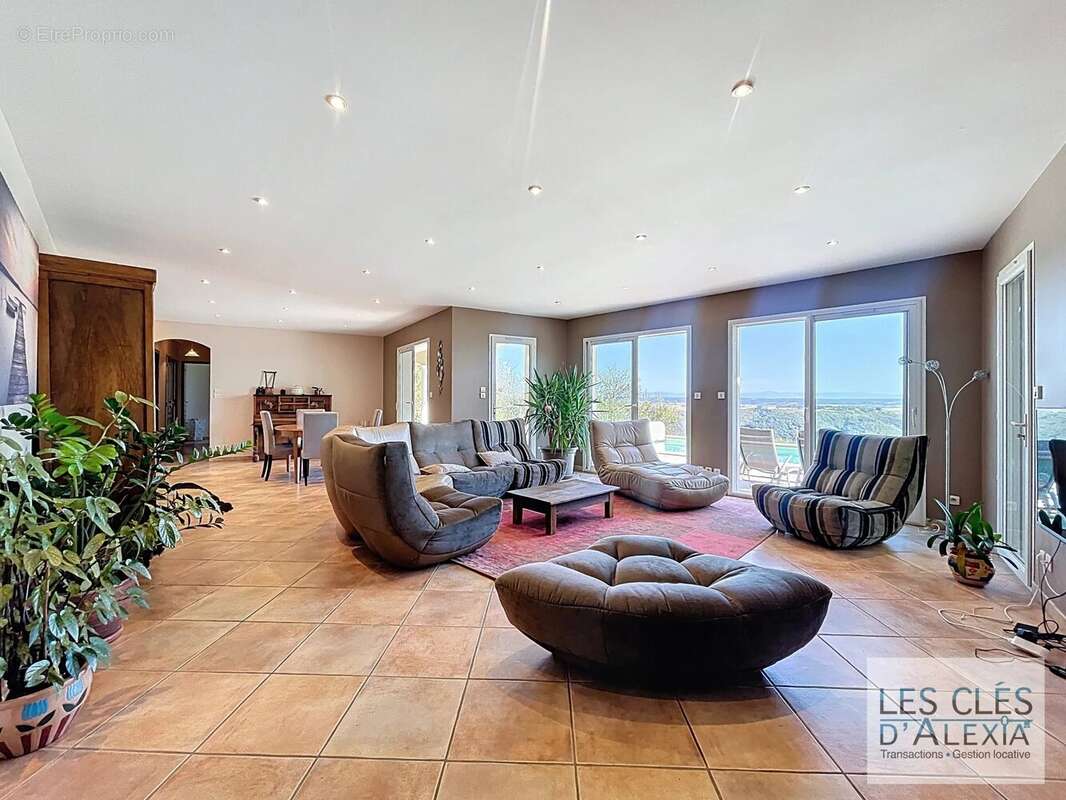 Maison à TUPIN-ET-SEMONS