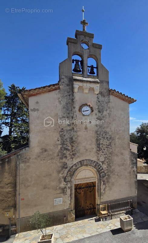 Appartement à COMBAILLAUX
