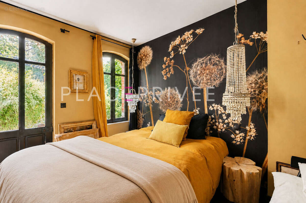 Maison Art Nouveau avec jardin et piscine - photo 17