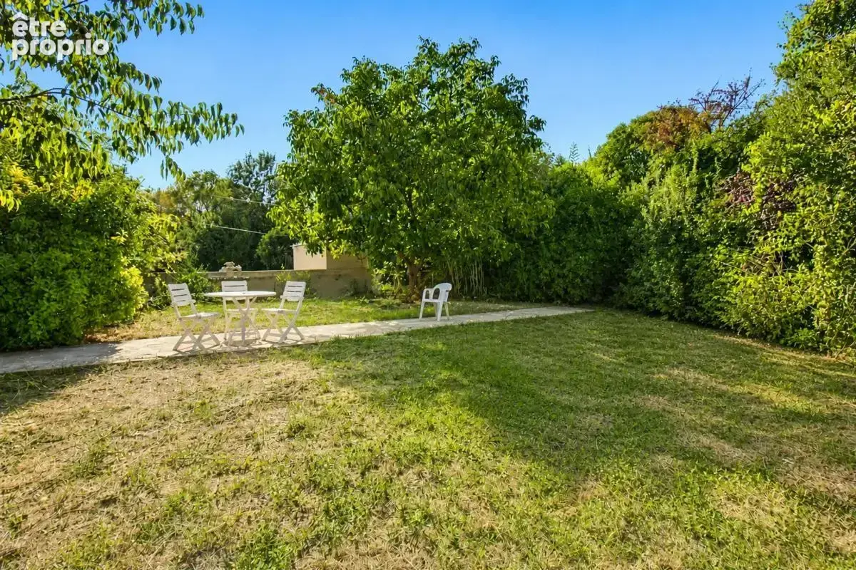 Maison de 3 pièces de 85 m² à Marseille - photo 2