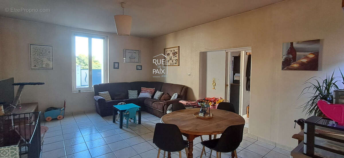 Maison - Saint Genest D'Ambiere 125.46 m2 - photo 4