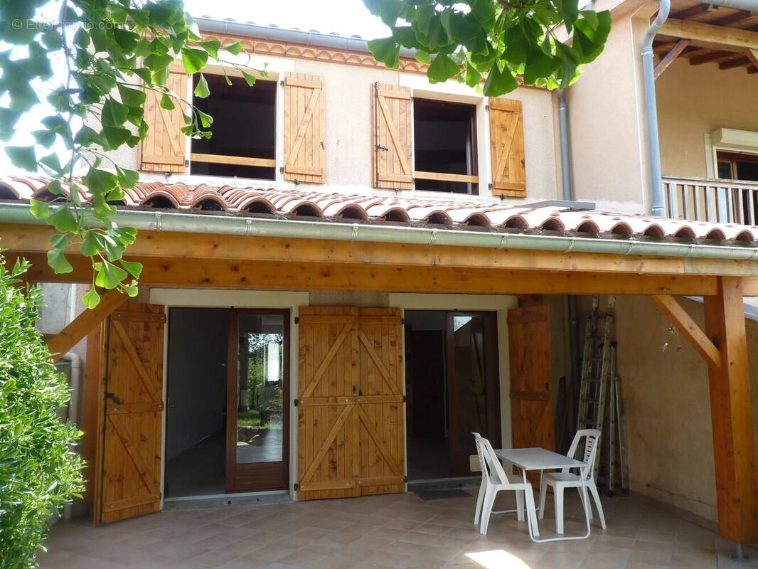 Maison à AURIGNAC