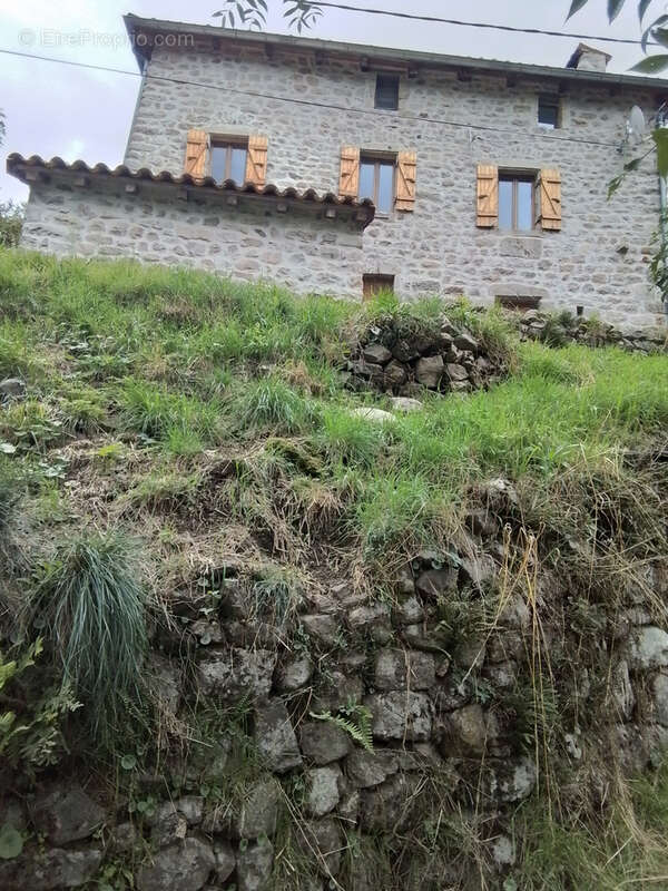 Maison à ANTRAIGUES-SUR-VOLANE