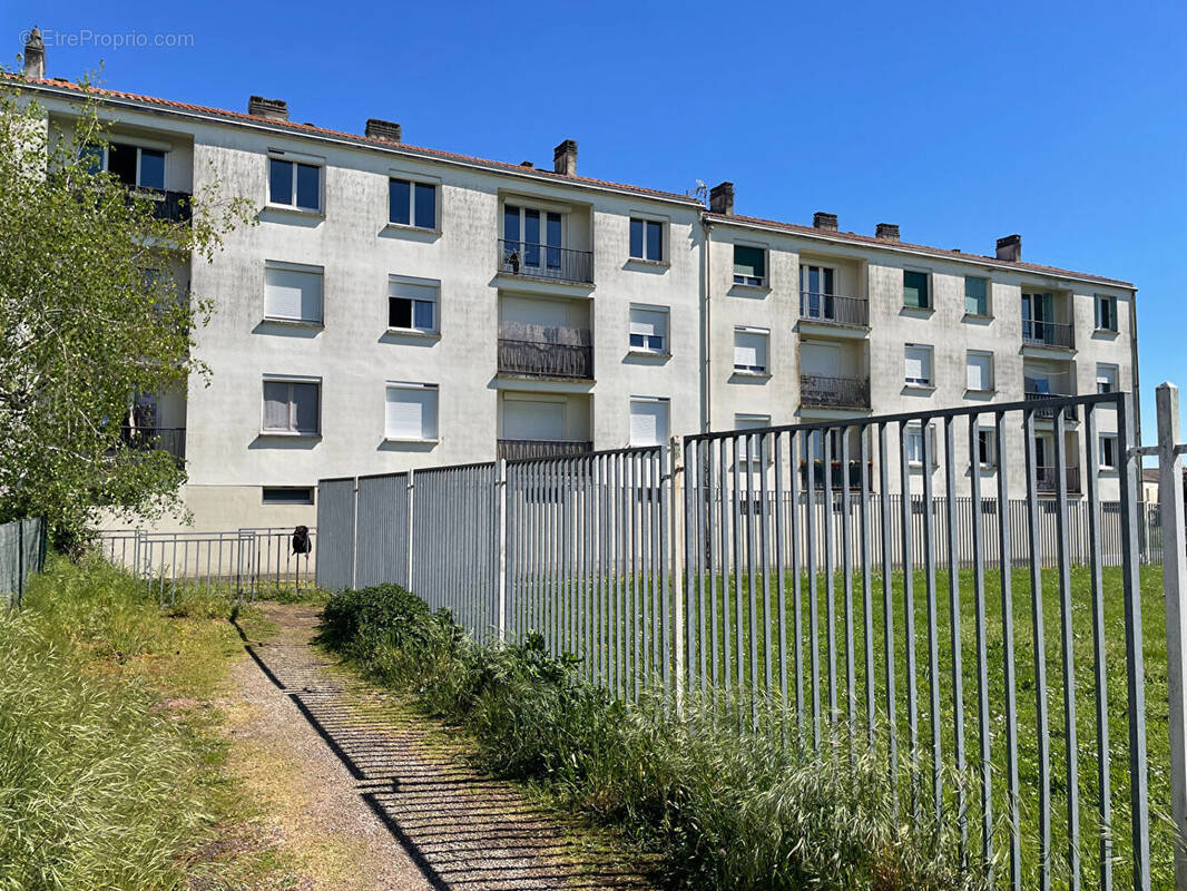Appartement à TONNAY-CHARENTE