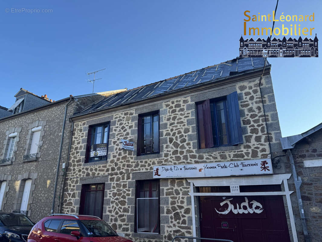 Appartement à FOUGERES