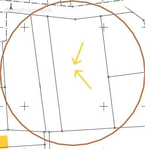 Terrain à LESMENILS