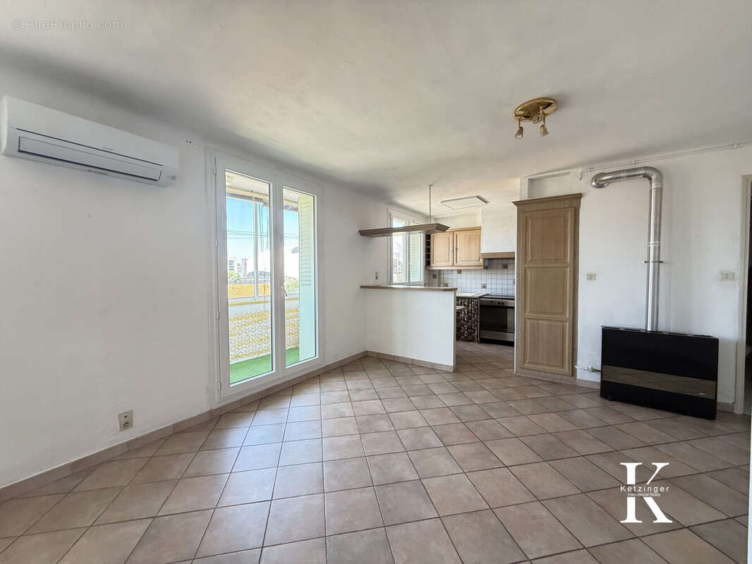 Appartement à MARSEILLE-9E