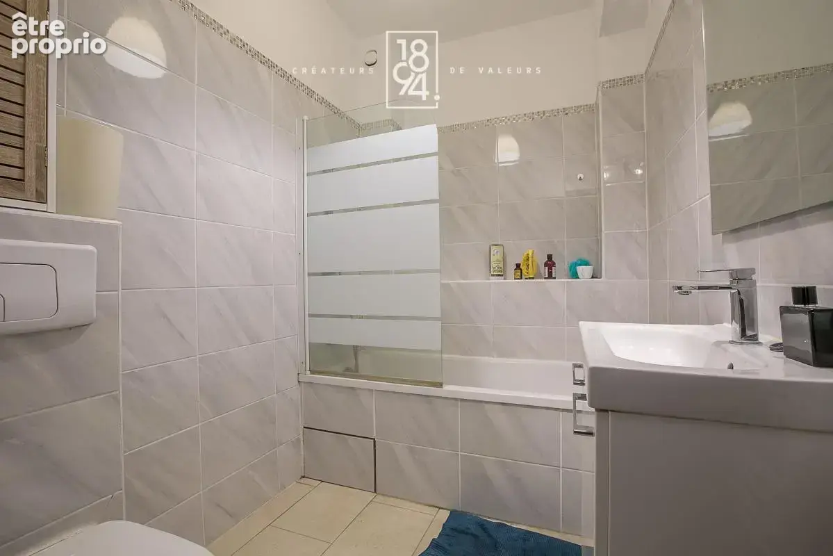 Appartement T2 à vendre Marseille 5e (13005)  Balcon 37m2  Rénové  Soleil  Calme - photo 7