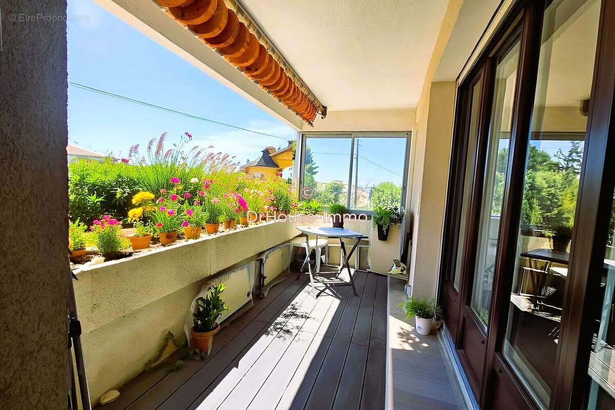 Appartement à MARSEILLE-12E