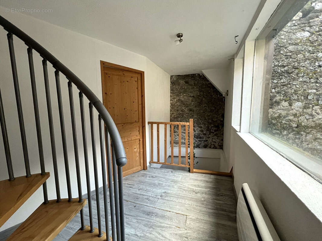 Appartement à GRESY-SUR-ISERE