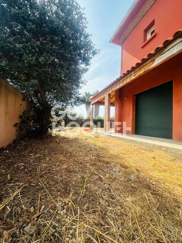 Maison de village - photo 13