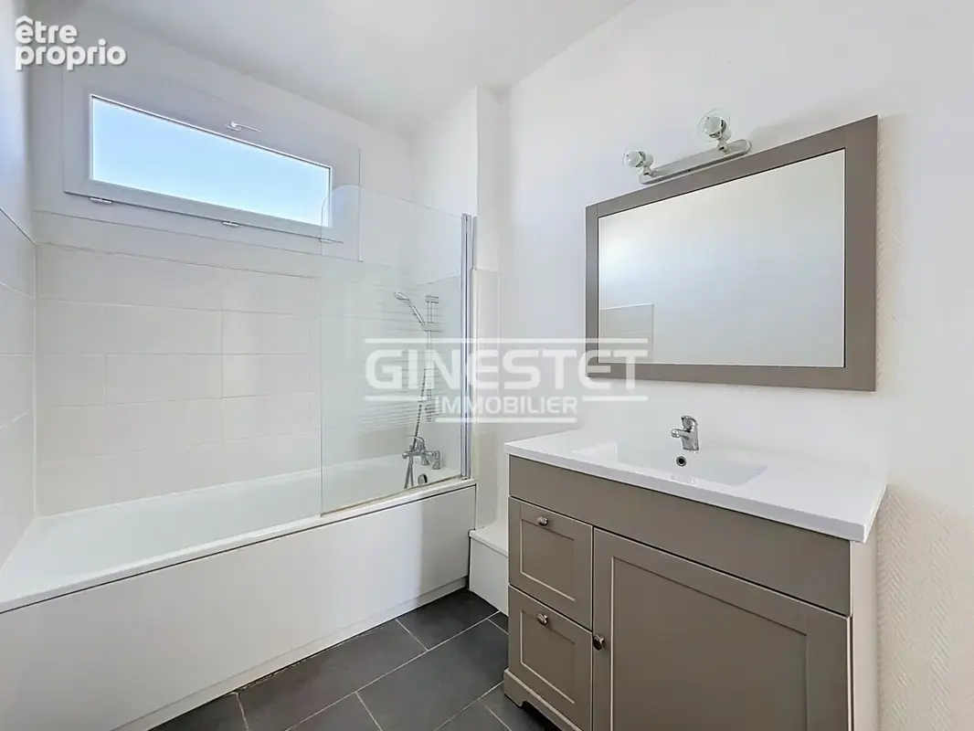 Troyes - appartement t2 avec cave et parking - proche centre ville - photo 6