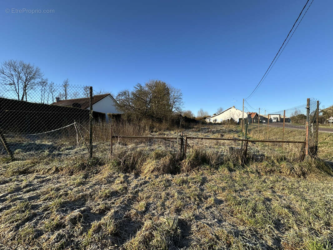 Terrain à RAMECOURT