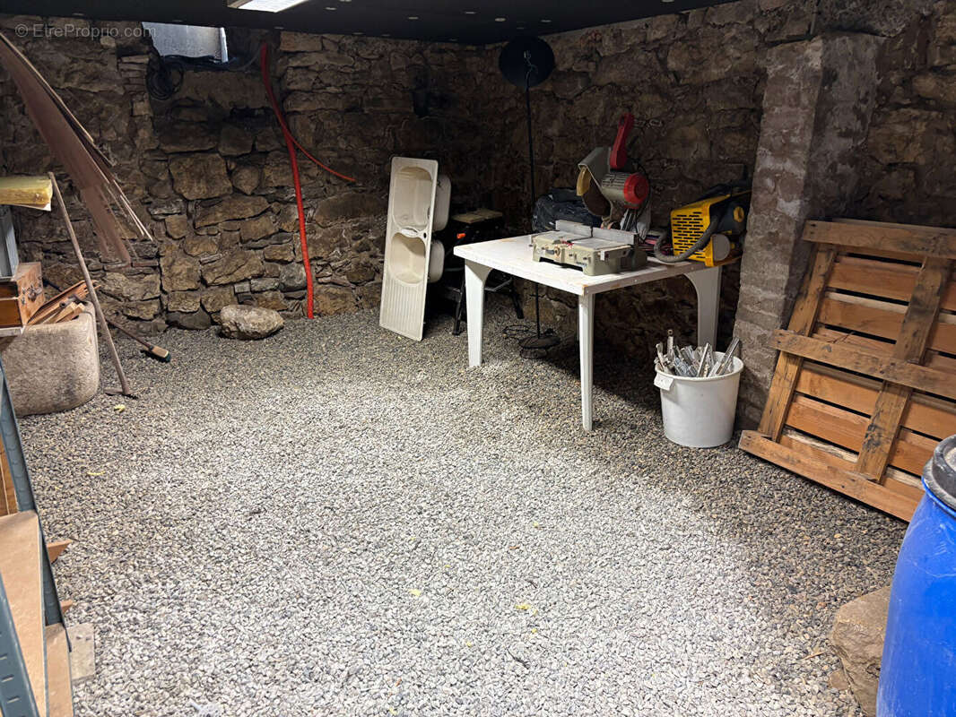 Maison à SAINT-GENIX-SUR-GUIERS