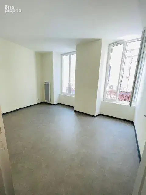 Ales -  appartement t3 - rénové - 1er étage - balcon - photo 7