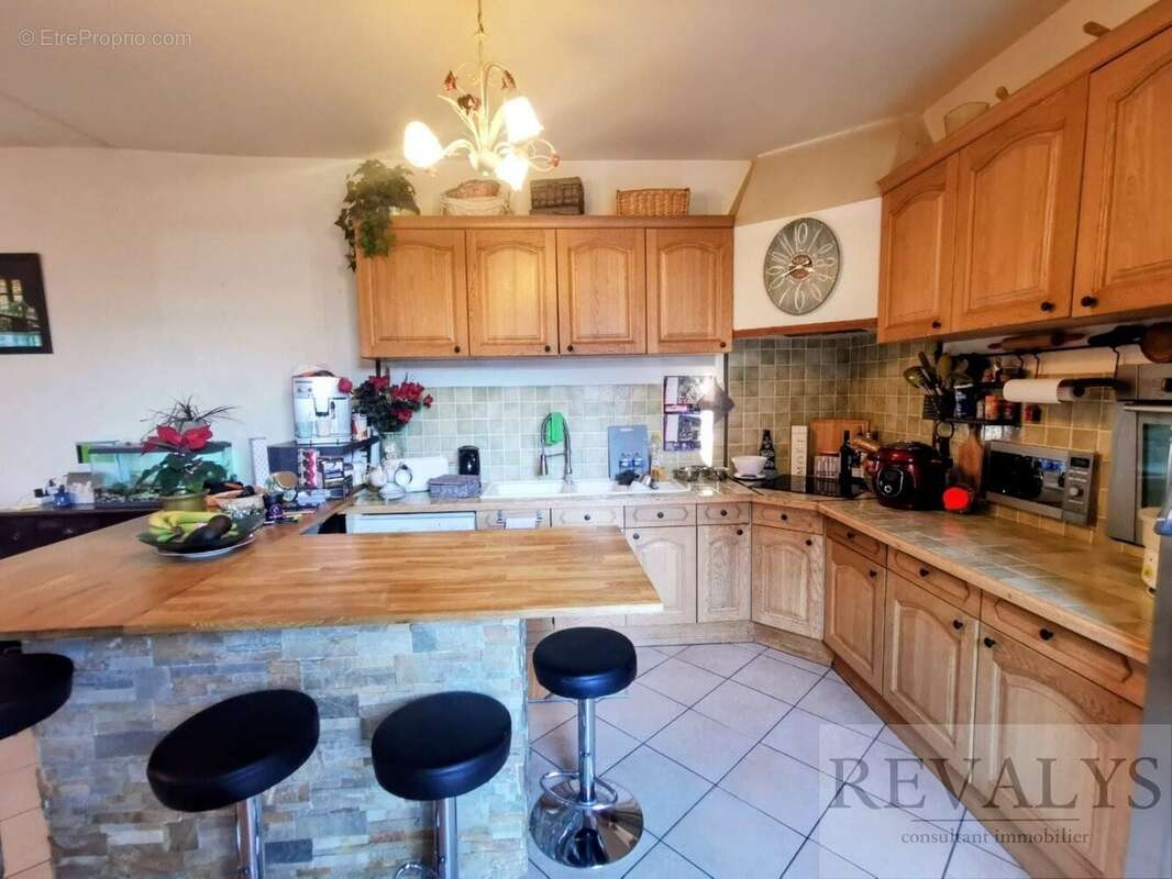 Alpes maritimes (06) coaraze a vendre maison individuelle 3 pieces + 2 caves - photo 4