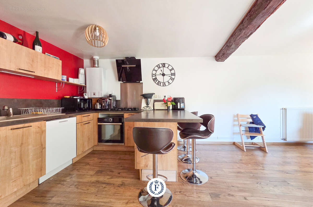 Appartement à BEAUJEU