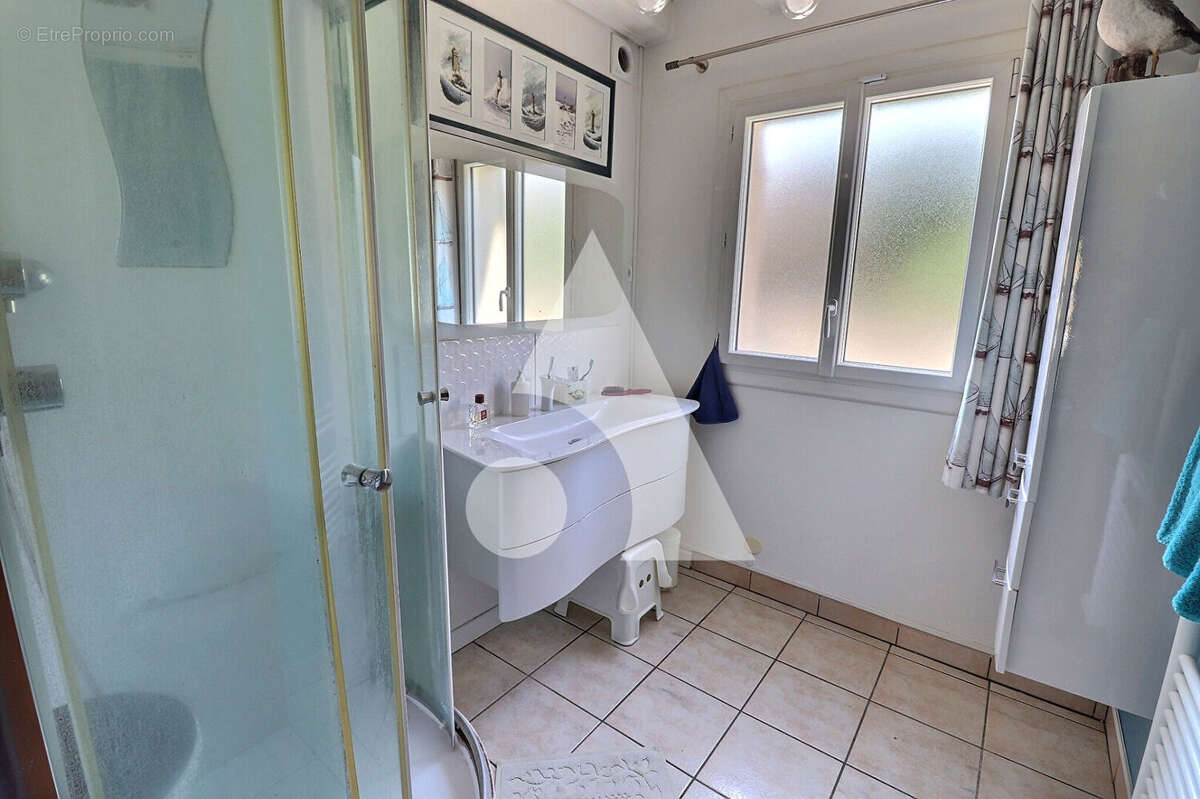 Maison familiale de 140 m² avec sous-sol total-Environnement calme et privilégié - photo 8