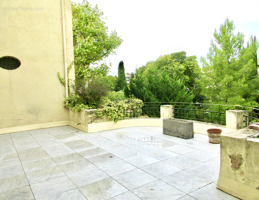 Appartement à MARSEILLE-11E