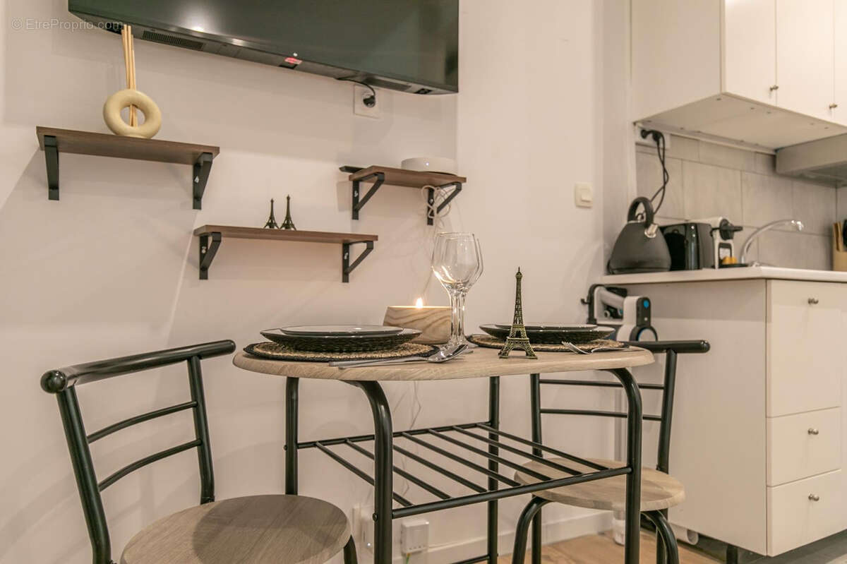 Appartement à PARIS-18E